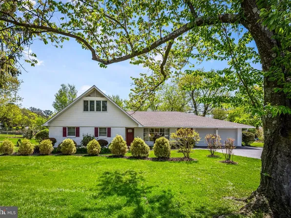 7917 Stevenson Rd, Pikesville, MD 21208