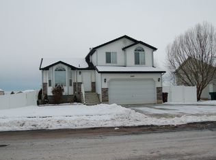 4097 S 2675 W, Roy, UT 84067