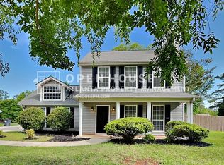 71 Glory Ln, Powder Springs, GA 30127