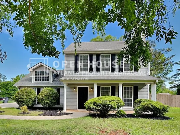 71 Glory Ln, Powder Springs, GA 30127