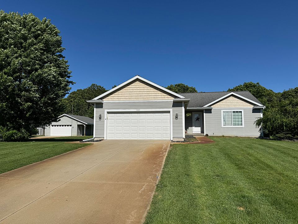 1st image of 3835 Hare Ln