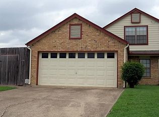 1203 White Lake Dr, Irving, TX 75060