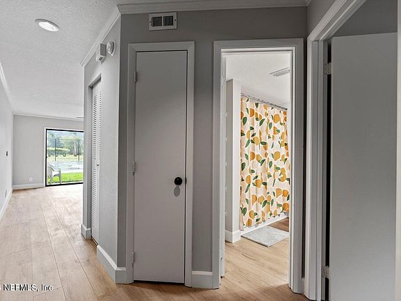 5th image of 1255 PONCE ISLAND Drive #D-745