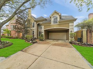 510 S 3rd St, Bellaire, TX 77401