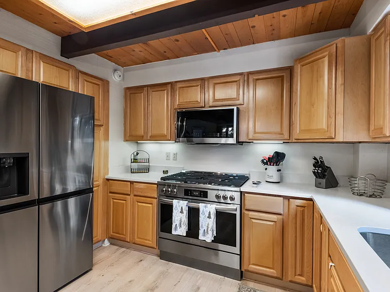 7639 Forest Glenn Dr — Photo 14
