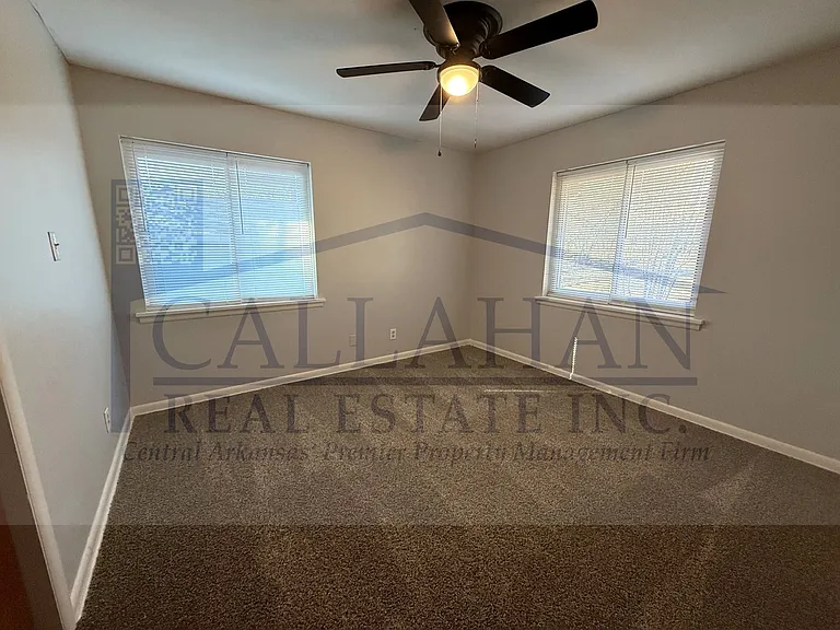 4417 Hazelwood Rd — Photo 16