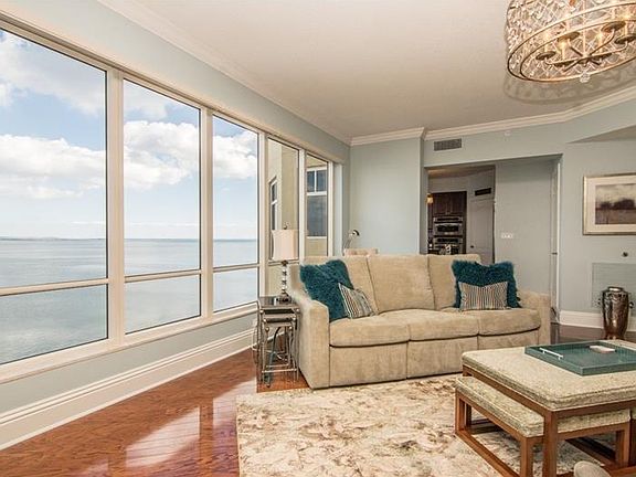 5th image of 4201 Bayshore Blvd Unit 902