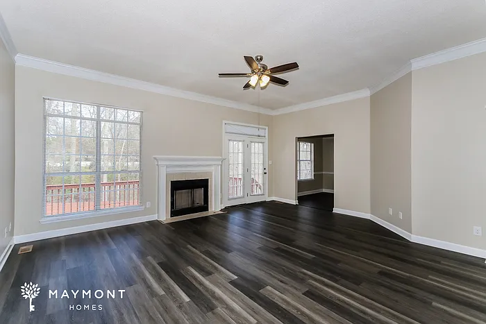4 bed, 2.0 bath, 2148 sqft, $2,195 — Photo 3