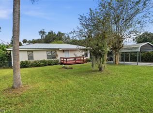 868 Avalon Ave, Labelle, FL 33935