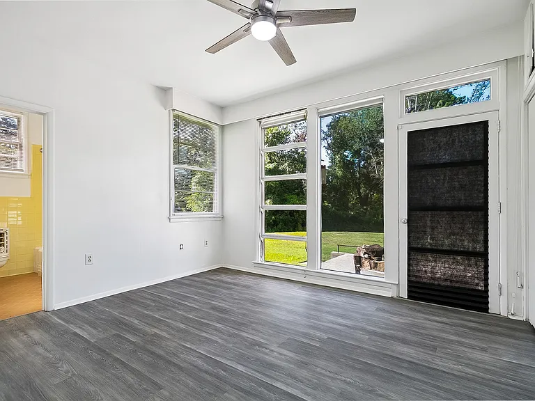 1322 Knollwood Dr — Photo 12