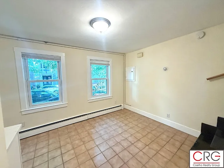 117 Thorndike St #A — Photo 9