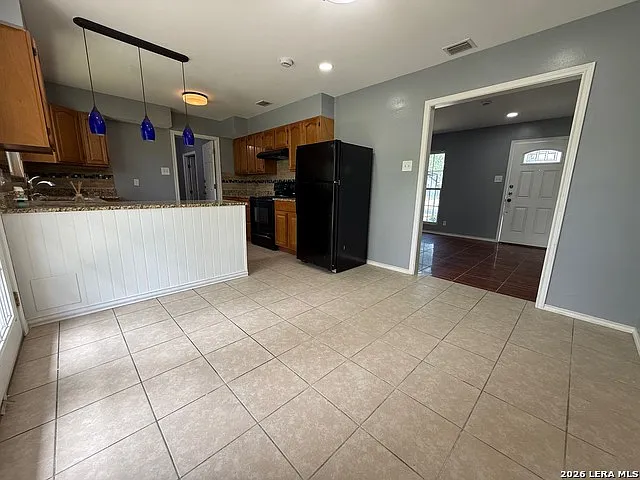 3730 La Sabre Dr — Photo 3