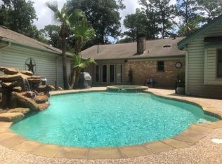 14903 Spring Lake Dr, Houston, TX 77070
