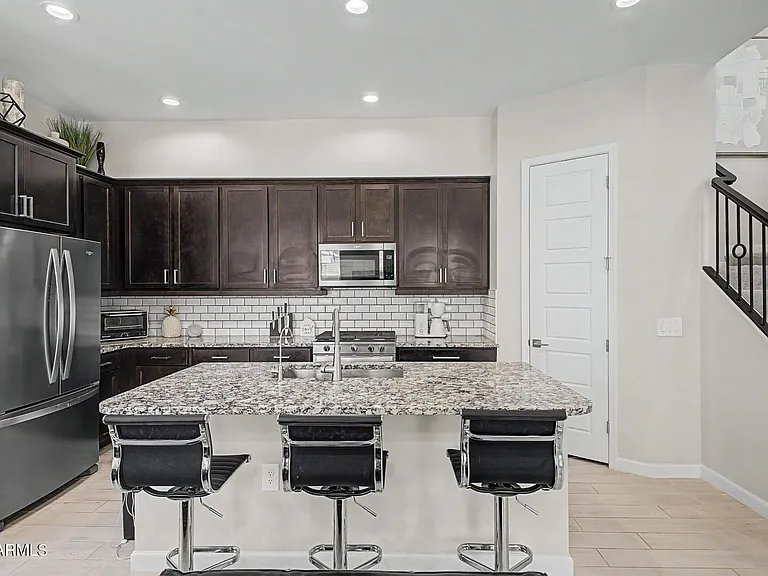 5038 E Anderson Dr — Photo 8