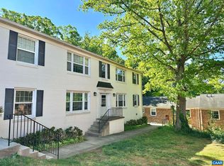 2412 Barracks Pl APT 3, Charlottesville, VA 22901