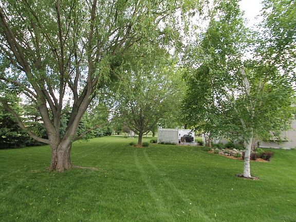 2nd image of 612 20th Ave N