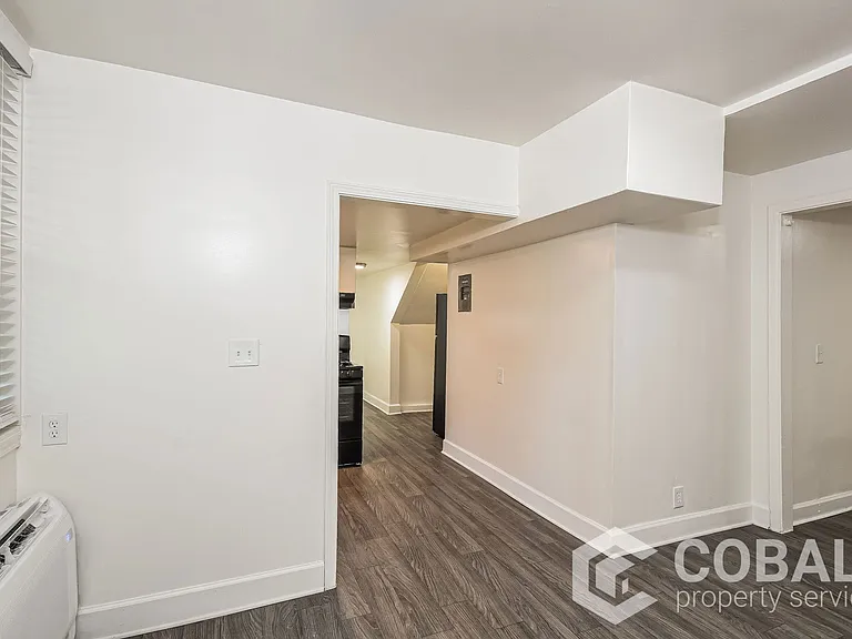1992 Woodland Hills Ave NW #4 — Photo 6