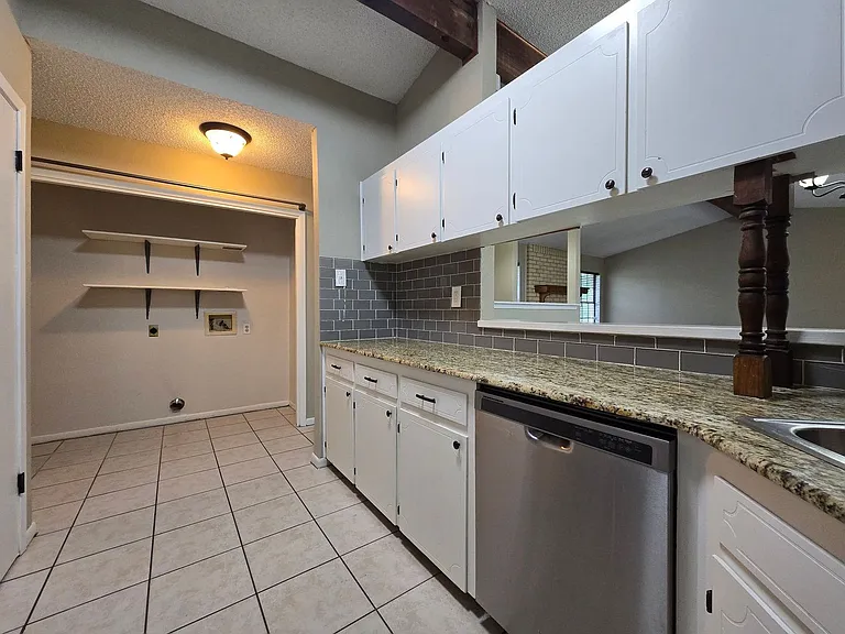 1710 Joy Dr — Photo 12