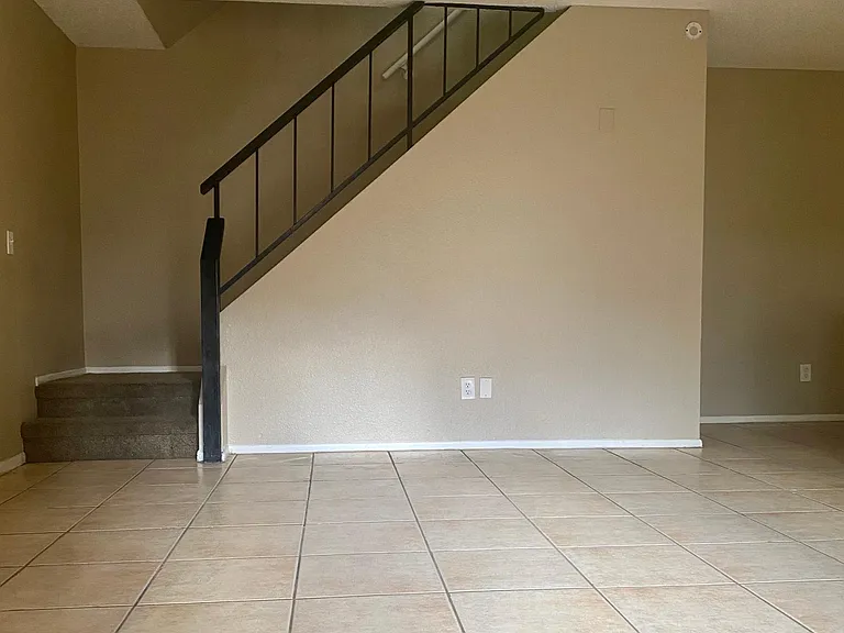 4112 N 69th Dr #1230 — Photo 2