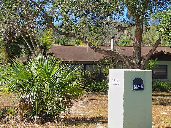 5th image of 3837 N Indian River Dr