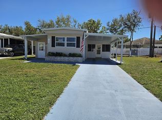 109 Lakeview Dr, Palmetto, FL 34221