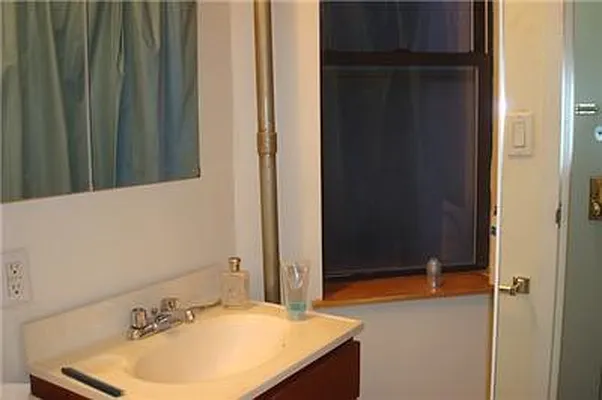 Rented by Maz Group NY | media 26