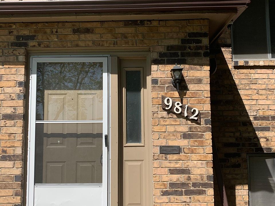 1st image of 9812 Locust St #9812
