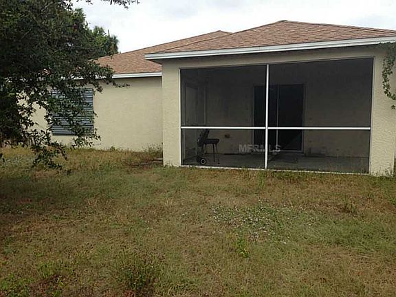 5th image of 1512 NE 36th St