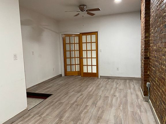 3rd image of 1071 1st Ave Frnt 2