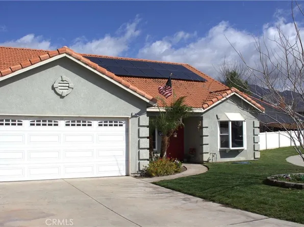 27674 Powell Dr, Highland, CA 92346