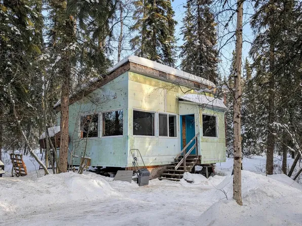 490 Farmers Loop Rd, Fairbanks, AK 99712