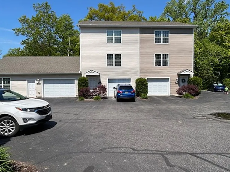 3721 Sterrettania Rd — Photo 1