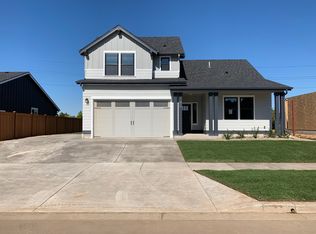 819 Tyson Ln, Eugene, OR 97404