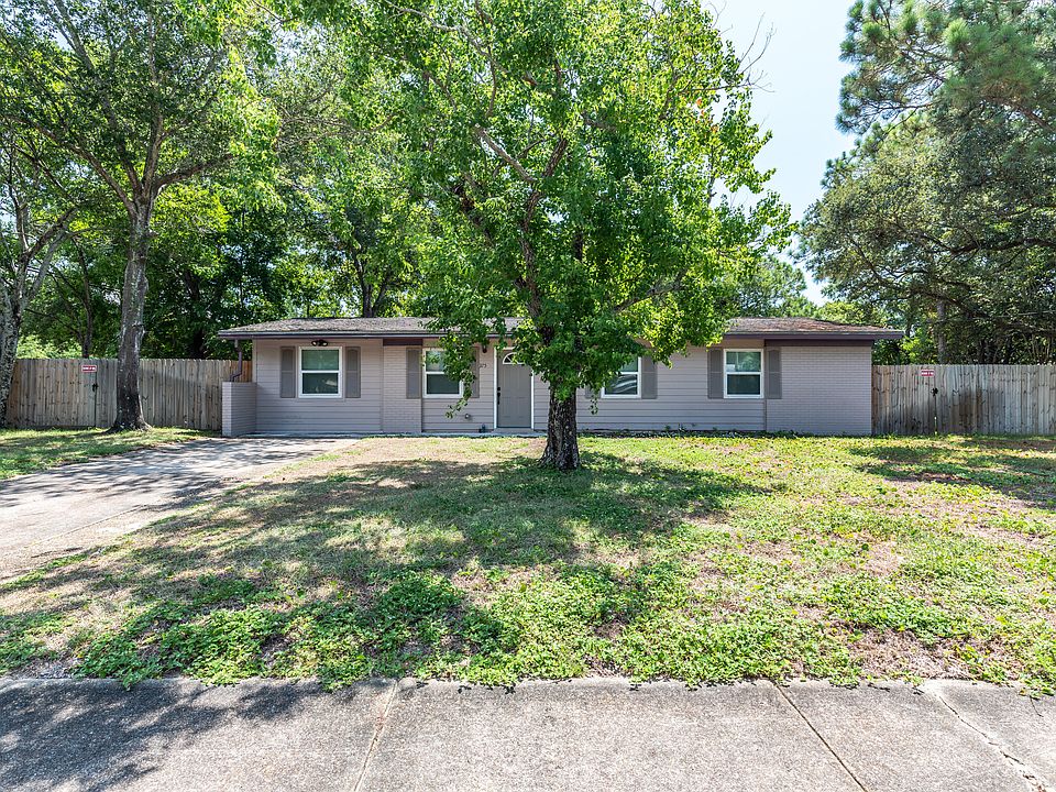 1st image of 375 Coral Dr