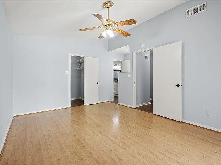 8100 Cambridge St #138 — Photo 10