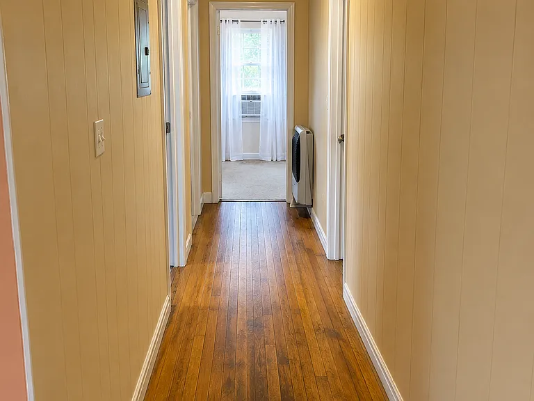 1235 Magnolia Ave — Photo 9