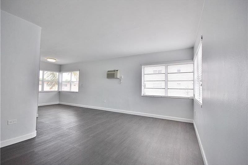 1st image of 7143 Bonita Dr APT 8