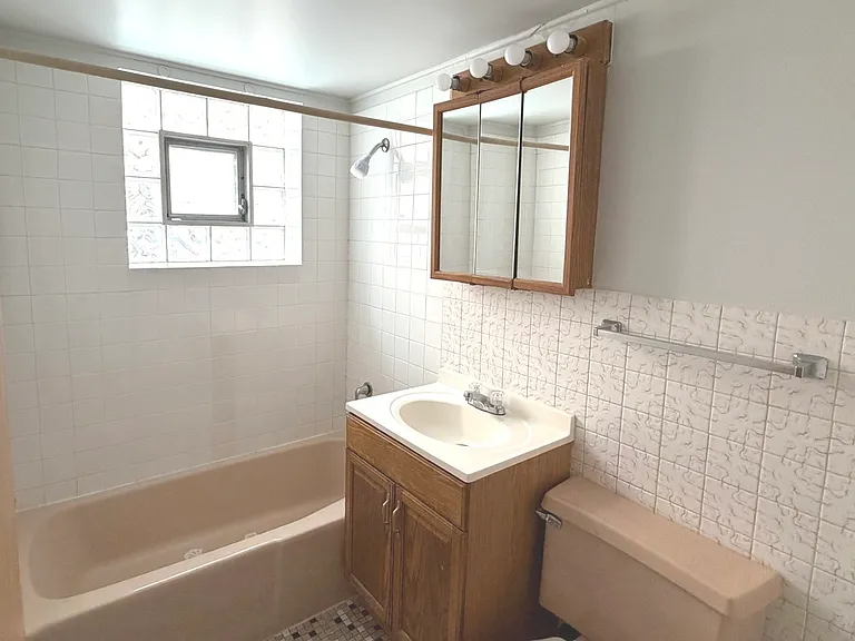 1617 N 35th Ave — Photo 10