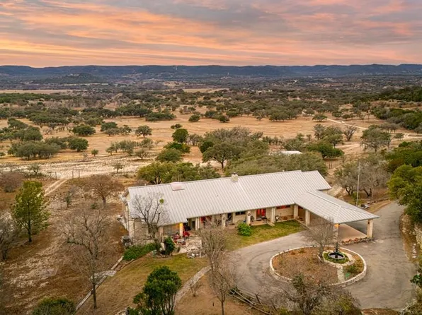 18954 Highway 16 N, Medina, TX 78055