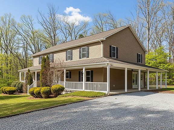2nd image of 198 Turk Mountain Ln