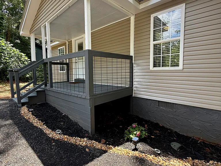 604 McCurdy Rd — Photo 2