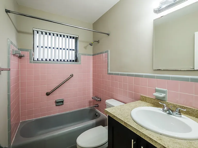 19101 SW 89th Ct — Photo 15