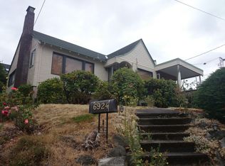 6924 Heights Pl SW, Seattle, WA 98136