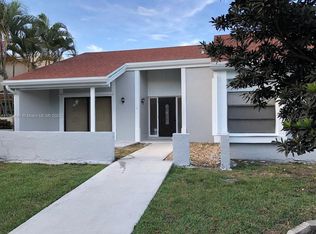 16653 Redwood Way, Fort Lauderdale, FL 33326