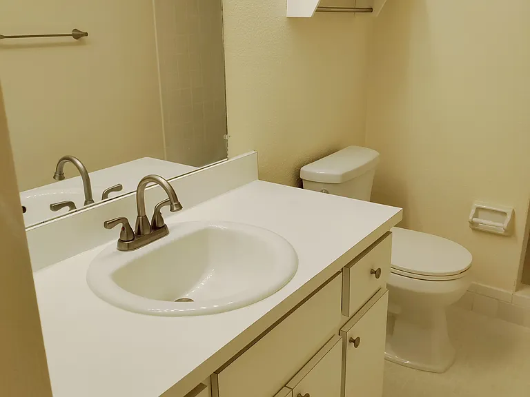116 Cypress Ln — Photo 17