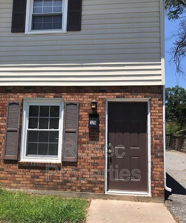 1st image of 129 E Maine Ave
