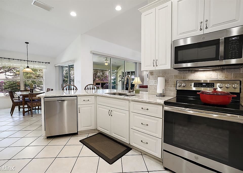 1st image of 5915R Brittania Blvd