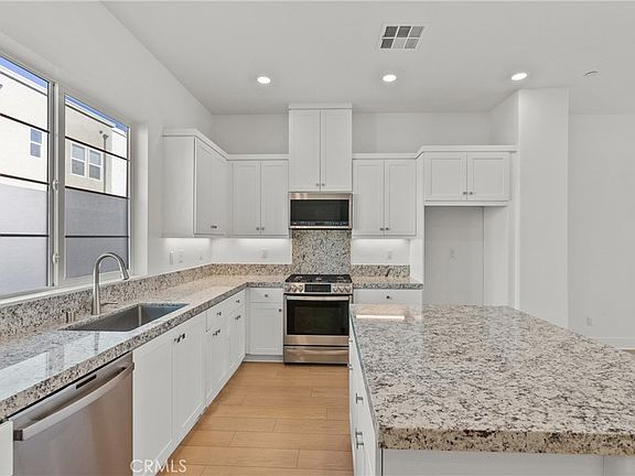 4th image of 27068 Deer Way
