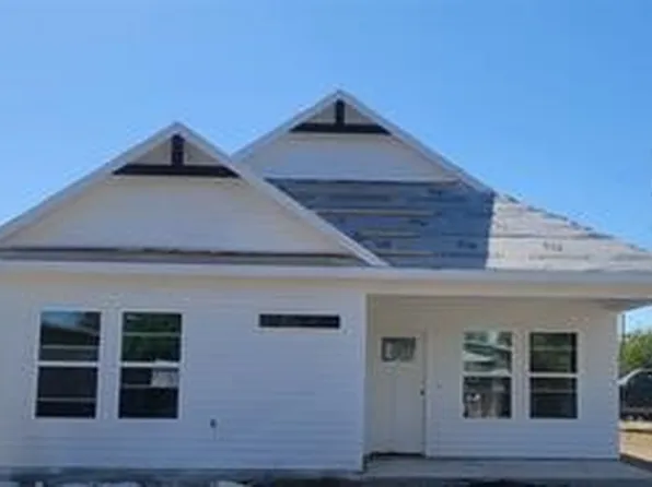1601 2nd St, Brownwood, TX 76801