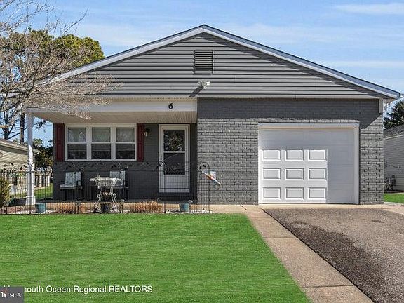 2nd image of 6 Augusta Ct